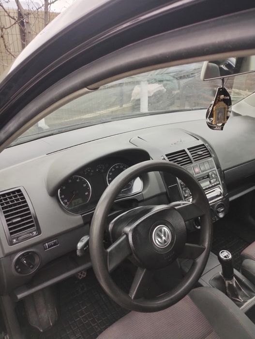 vând polo 2004 167.000 km