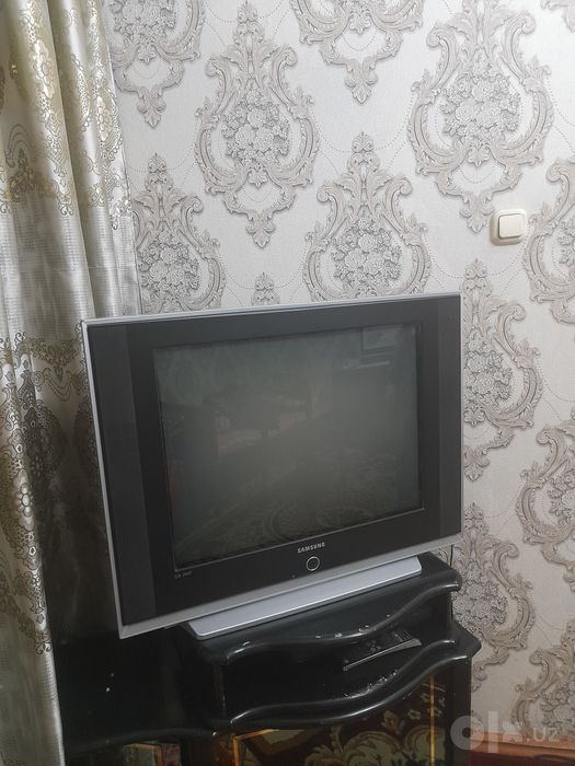 Samsung telivizor sotiladi
