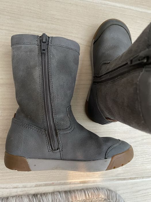 Ботушки Clarks #24