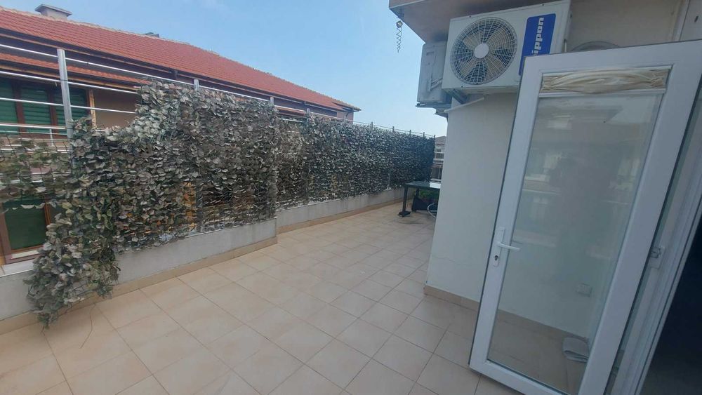 Продава се Четиристаен апартамент в Поморие - 160 кв.м за 1375 €/кв.м - Снимка #16