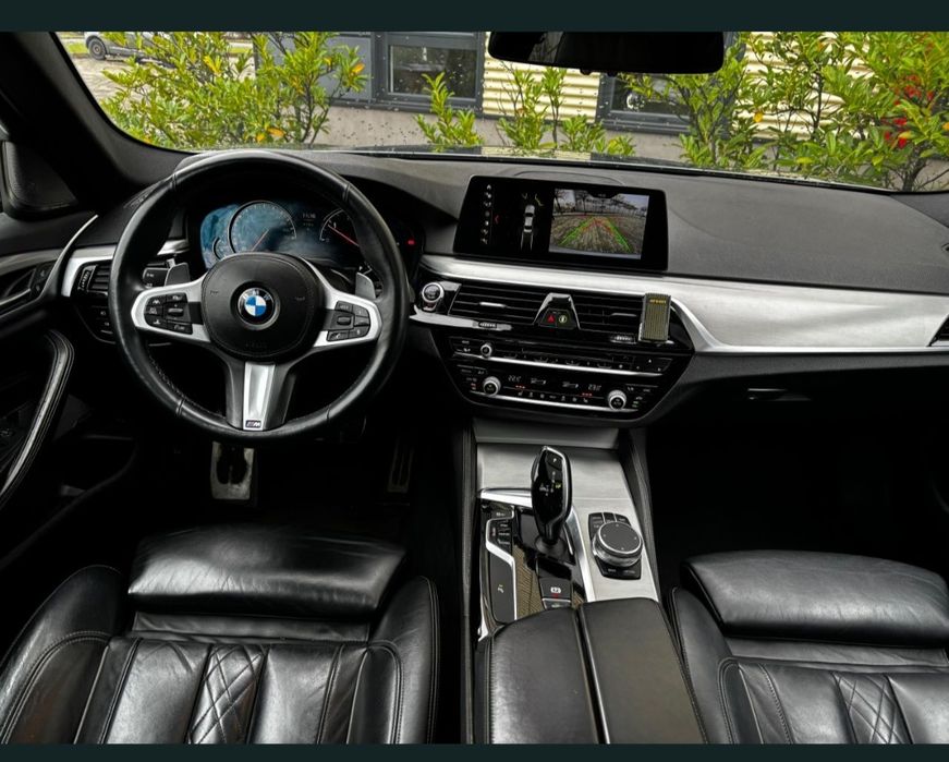 Curățare interior auto Mioveni – Aspirare și igienizare