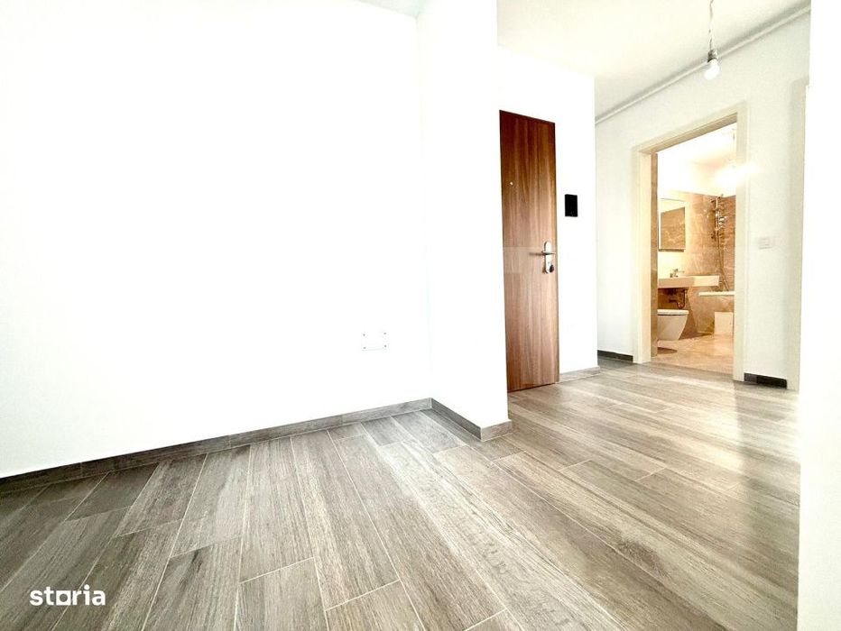 Apartament cu 2 camere decomandat, etaj 10/10 - Tractorul