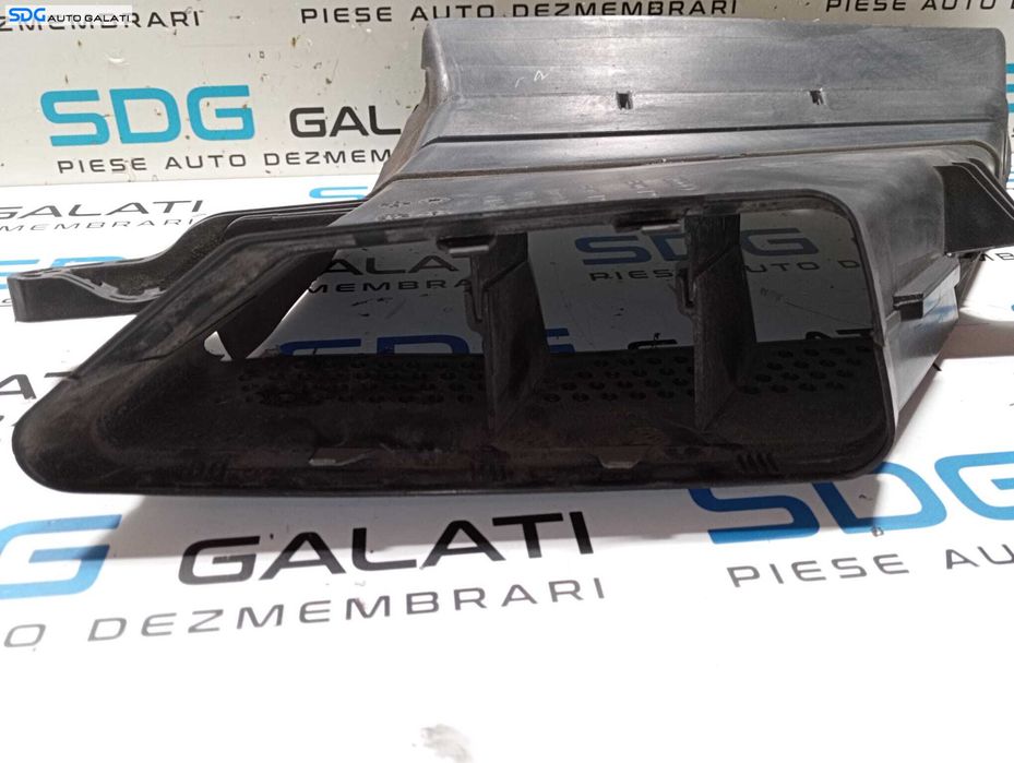 Difuzor Captare Aer Audi A4 B8 2.0 TDI 2008 - 2015 Cod 8K0129618 8K0129618A [M6903]