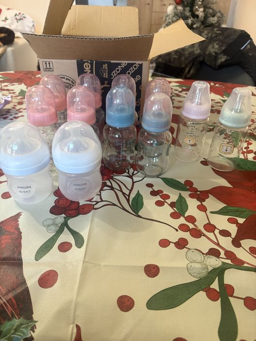 Бебешки шишета на различни марки