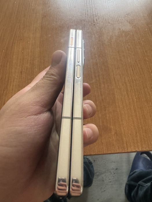 Samsung zfold4 512GB