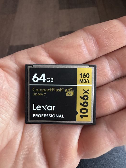 CF карта Lexar Professional 64GB 1066x