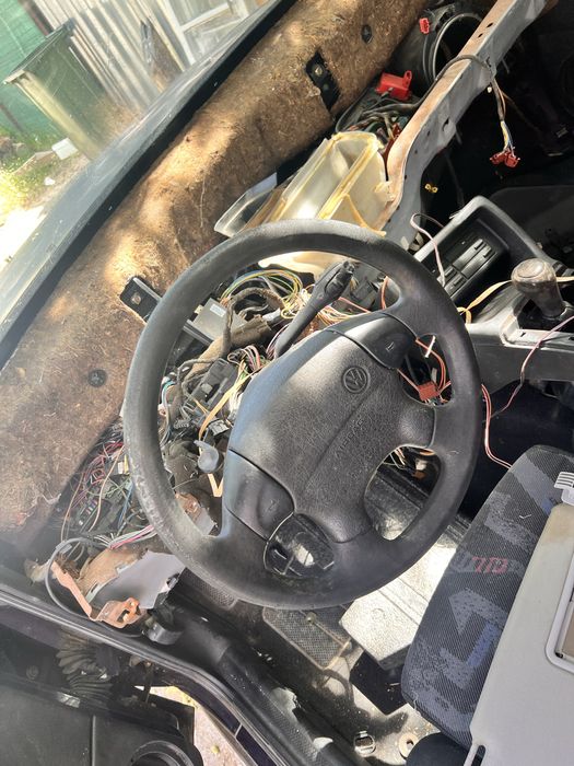 Vw golf 3 1.6 101  на части