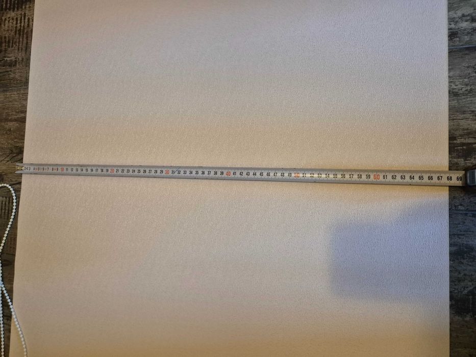 Vând jaluzele pentru geamuri