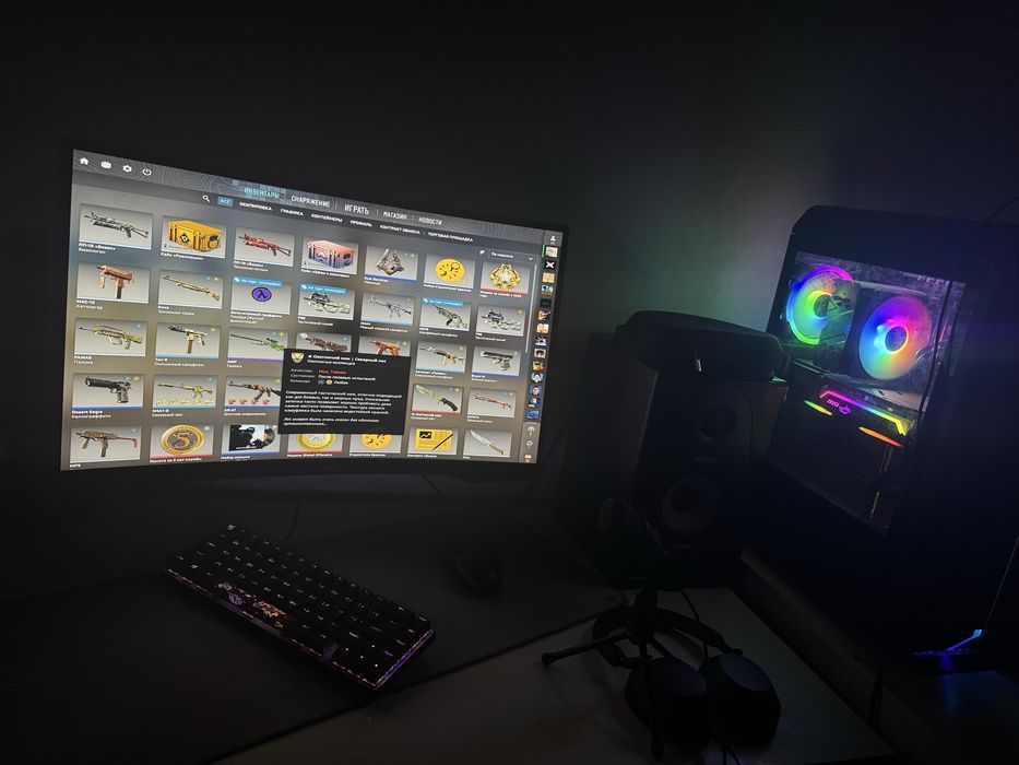продаю комплект игровой компьютер монитор клавиутура мышь микрофон