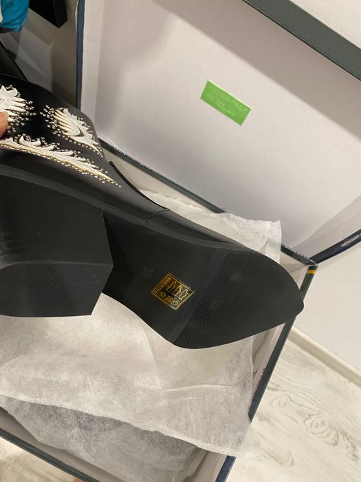 Черни дамски ботуши