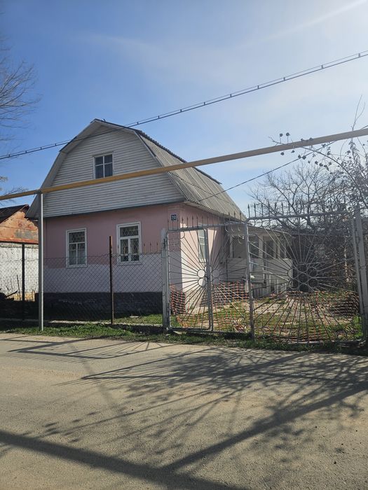 Продам дачу в черте города