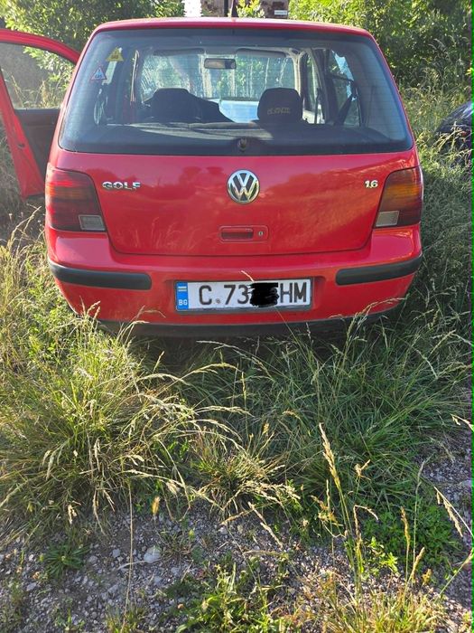 VW Golf 1.6 с газ