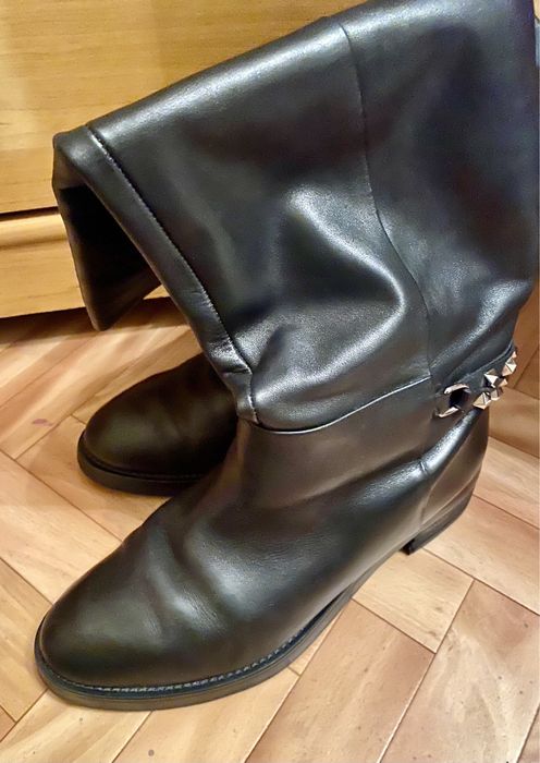 Кожаные сапоги