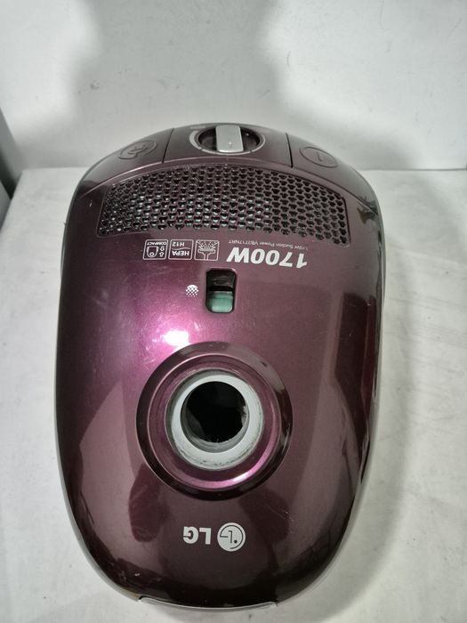 Aspirator LG, cu sac din textil.