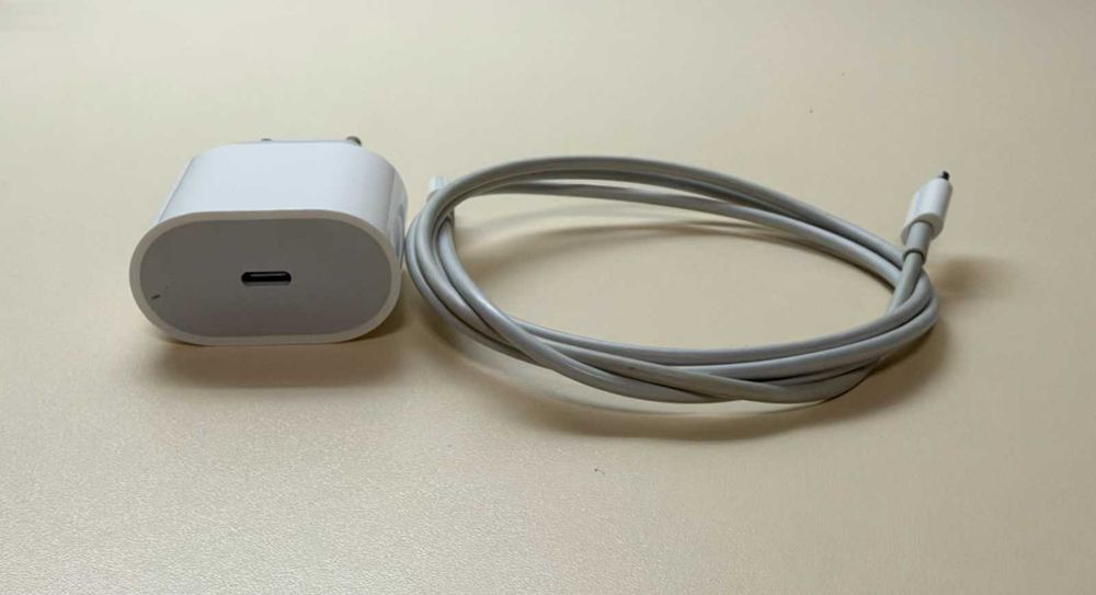 iPhone 13 256 GB син