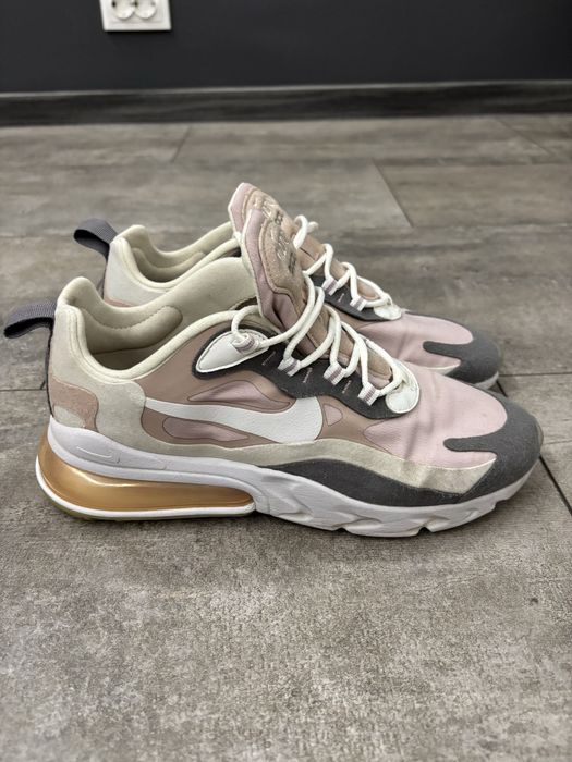 Nike Air Max 270 React
