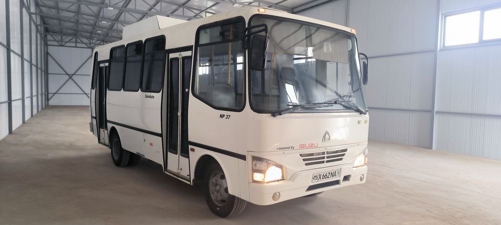 Avtobus Isuzu MP 37