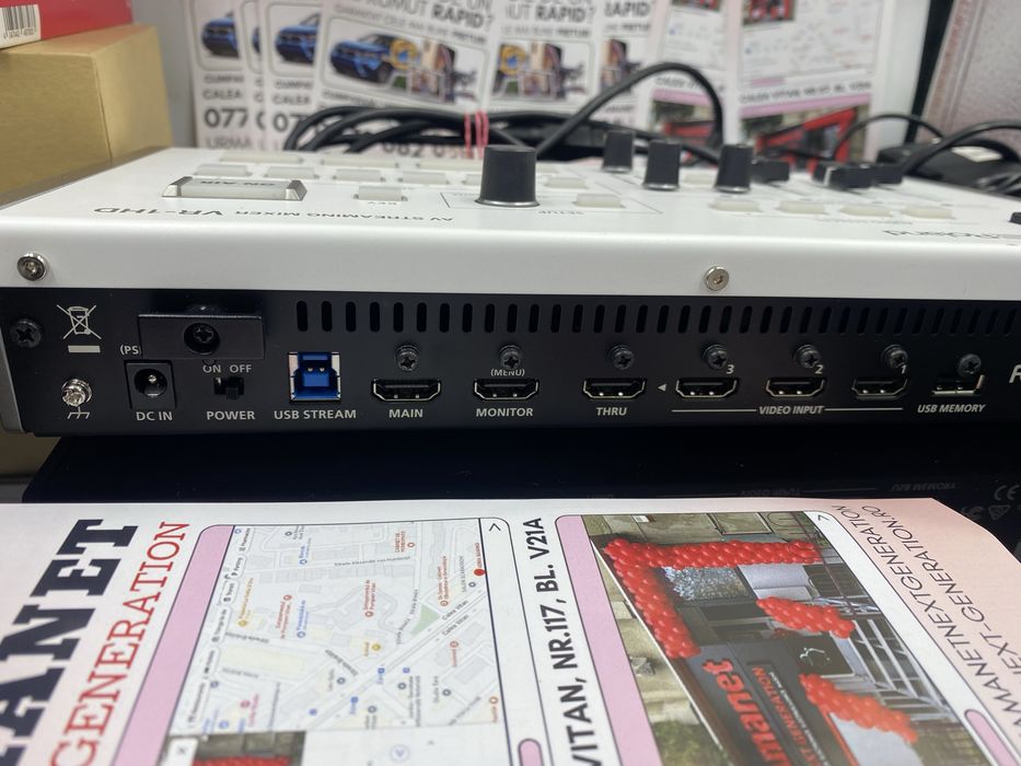 Amanet Next Generation/ Mixer Roland AV Streaming VR-1HD