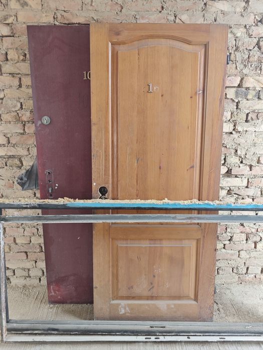 Дверь входная БУ