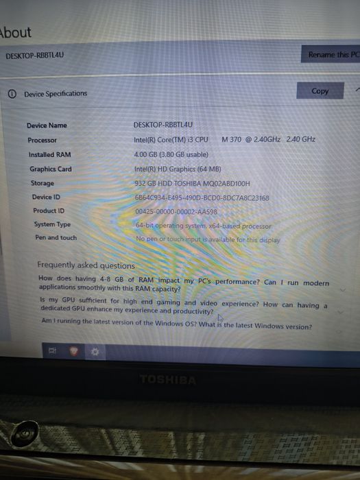 Laptop Toshiba Satelite L655