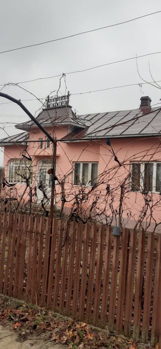 Vand casa locuibila cu 3 camere