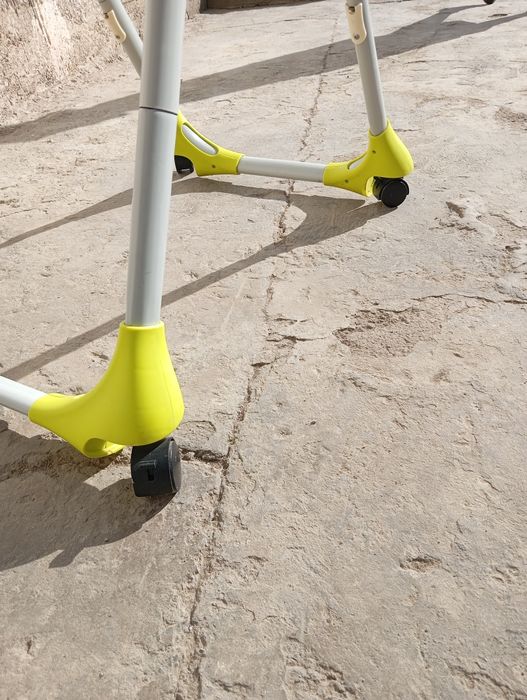 Детский стульчик для кормления