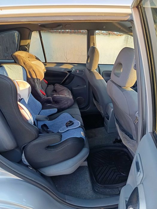 TOYOTA RAV 4  от собственик