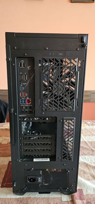 Настолен компютър