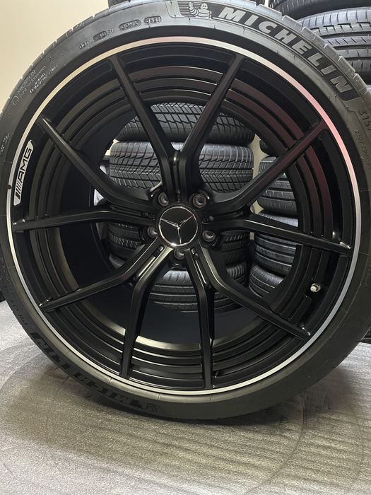 Jante Originale Mercedes AMG -GT4 Performance pe 21 cu anvelope !