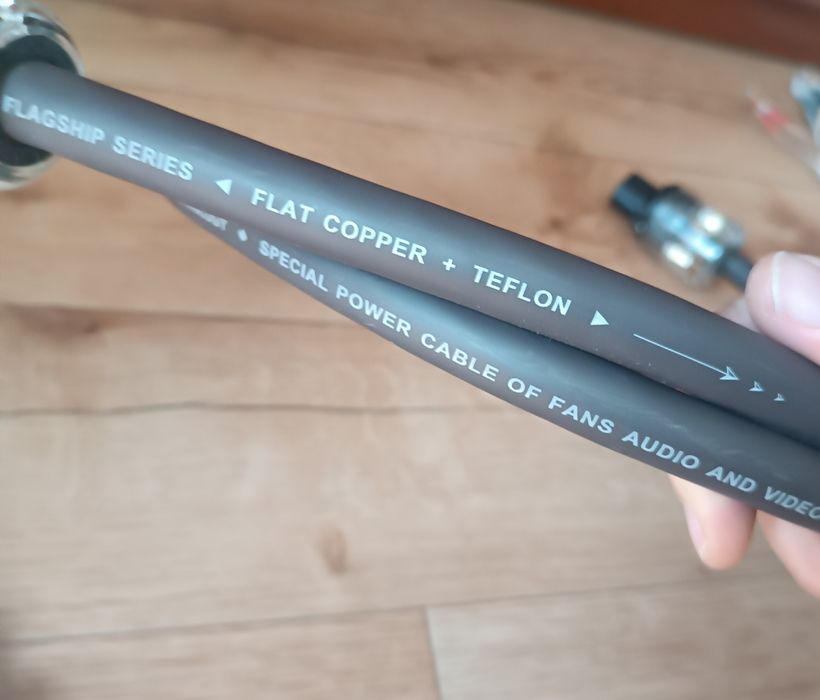 Продам силовой кабель Yarbo Audiophile 1,5м