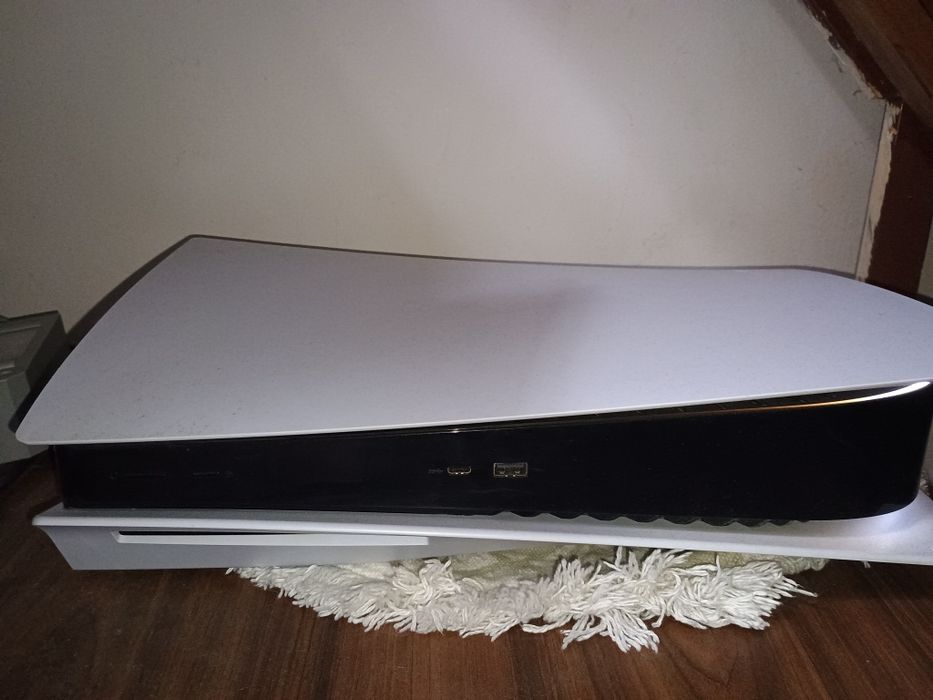 Consola jocuri Playstation PS5 2 manete Fortnite Roblox Gran Turismo