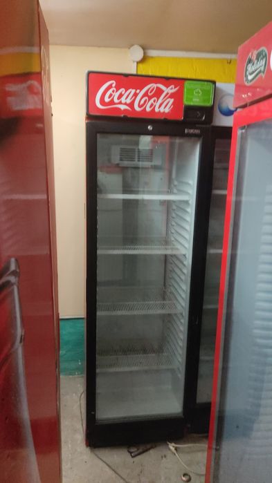 Витринные холодильники с доставкой