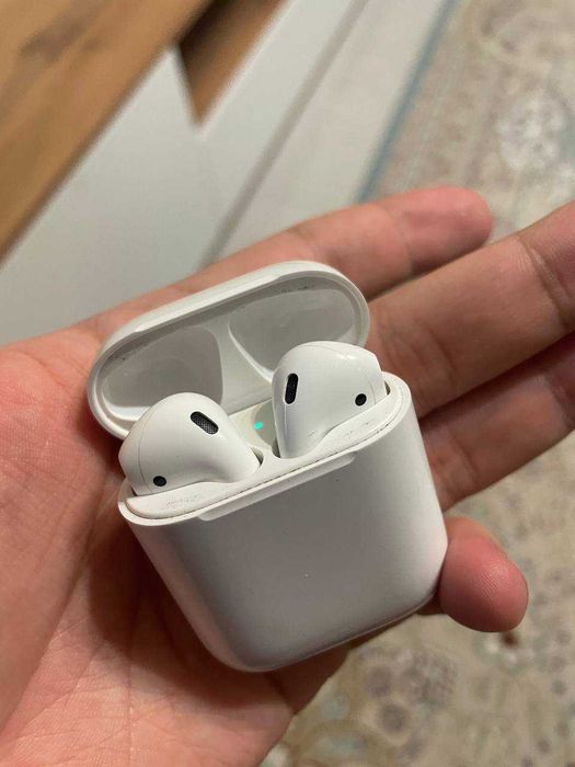 AirPods 2 (A2031)