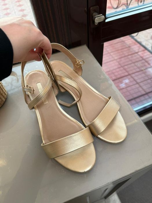 Босоножки Dorothy Perkins