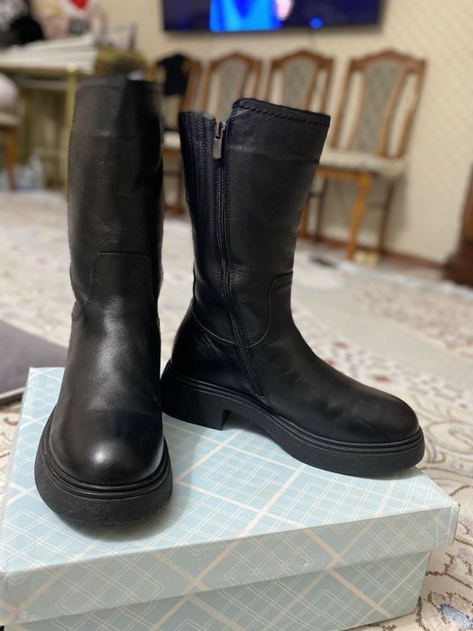 Продается женская обувь зима