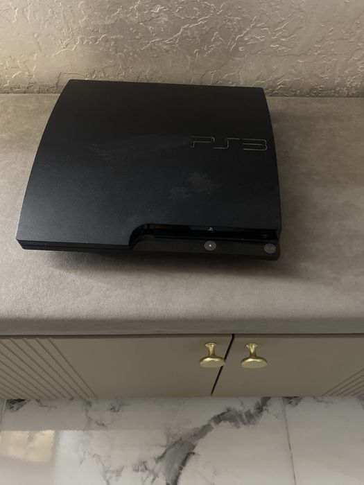Продам пс 3 слим есть игры нужен ремонт