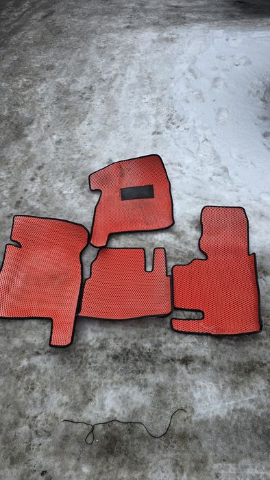 Продам полики тойота камри