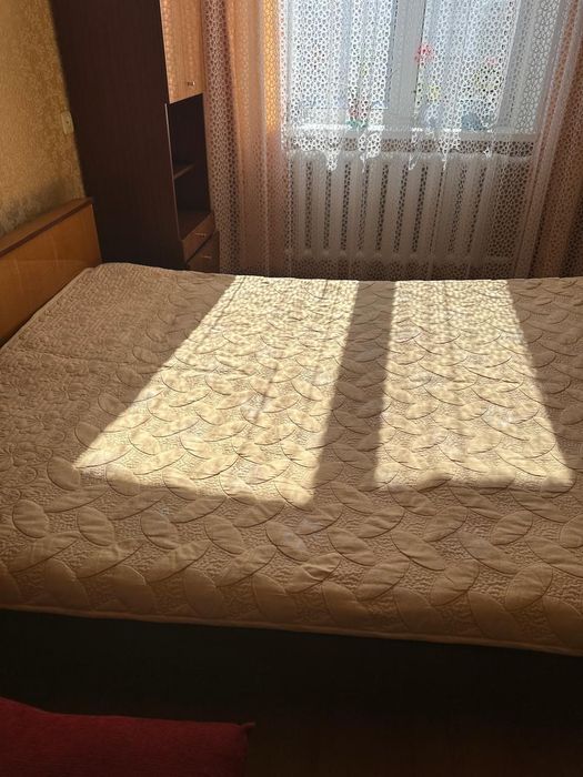 Кровать двухспальная