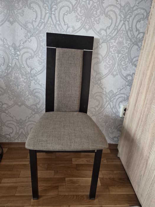 Продам Стулья 10 штук