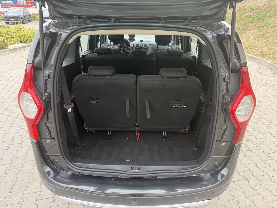 DACIA LODGY STEPWAY – 2016 – 7 locuri– navigatie– ac