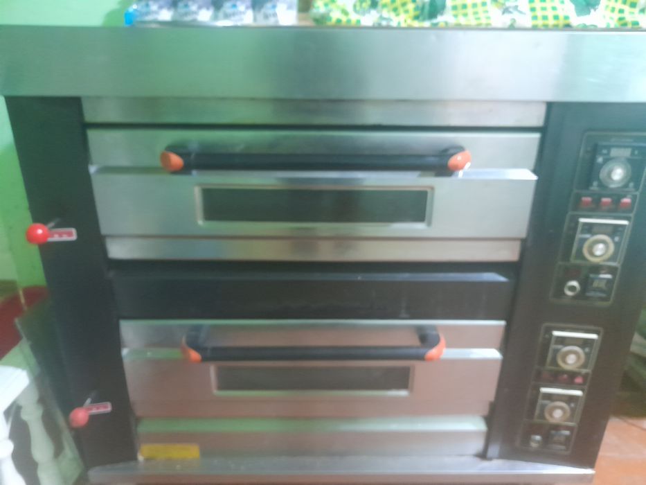 2 etajli Gaz Pechkasi sotiladigan 4 Padnosli