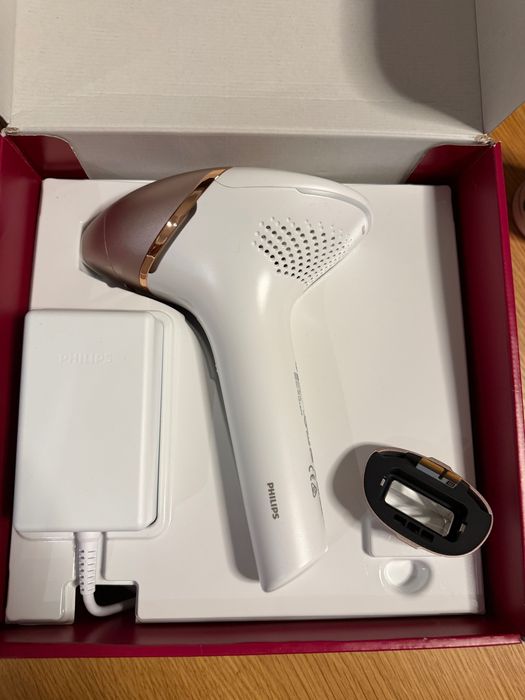 Фотоепилатор Philips Lumea