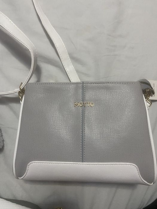 Дамска чанта