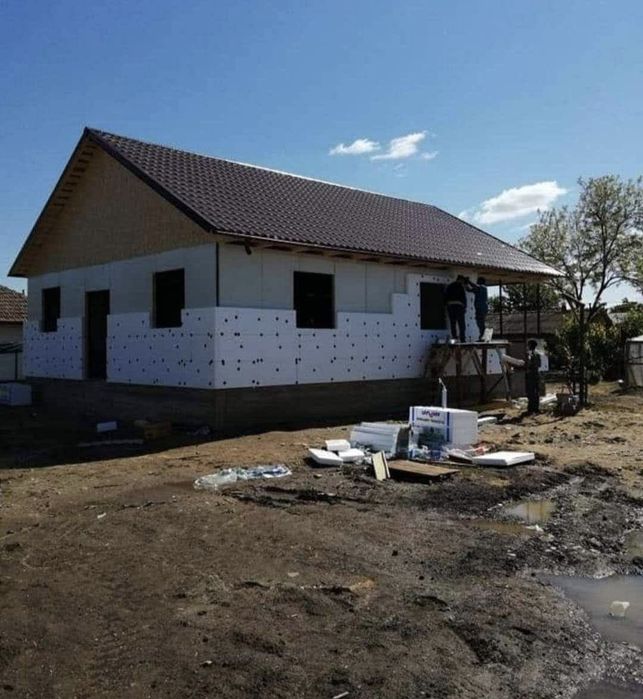 Vând case modulare de locuit