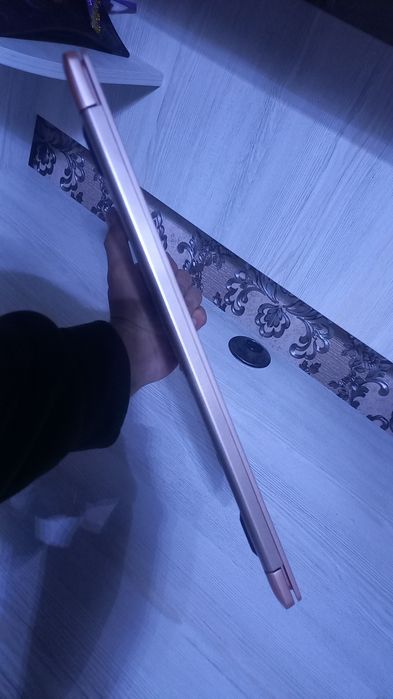 Срочно продам ноутбук acer , состояние хорошое , сенсорный экран