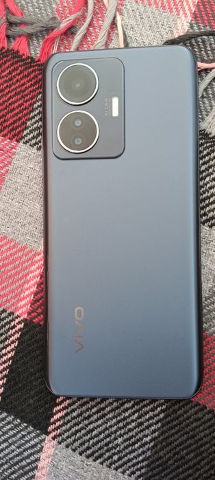 Продам VIVO Y55.