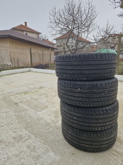Летни гуми Dunlop  225/40/18