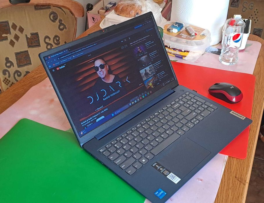 Laptop LENOVO IdeaPad3 15IAH8, i5-12450H, 15.6" Full HD, 8GB, 1TB NVMe