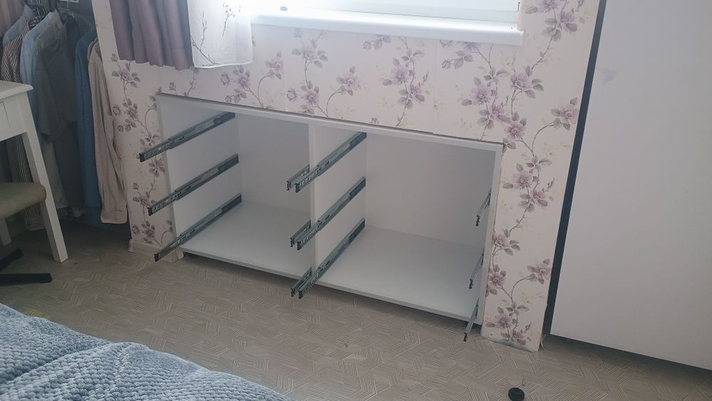 Мебели по поръчка