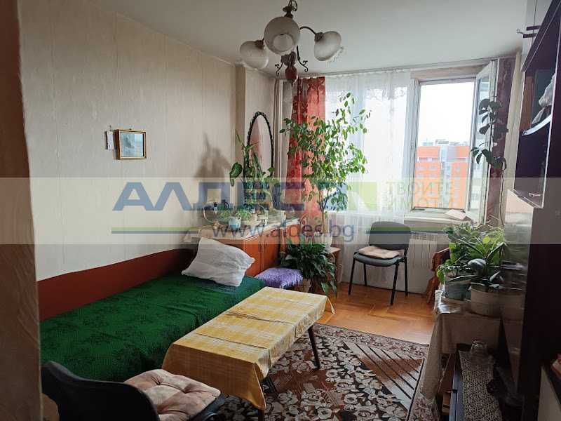 Дава се под наем обзаведена стая в Младост 1!